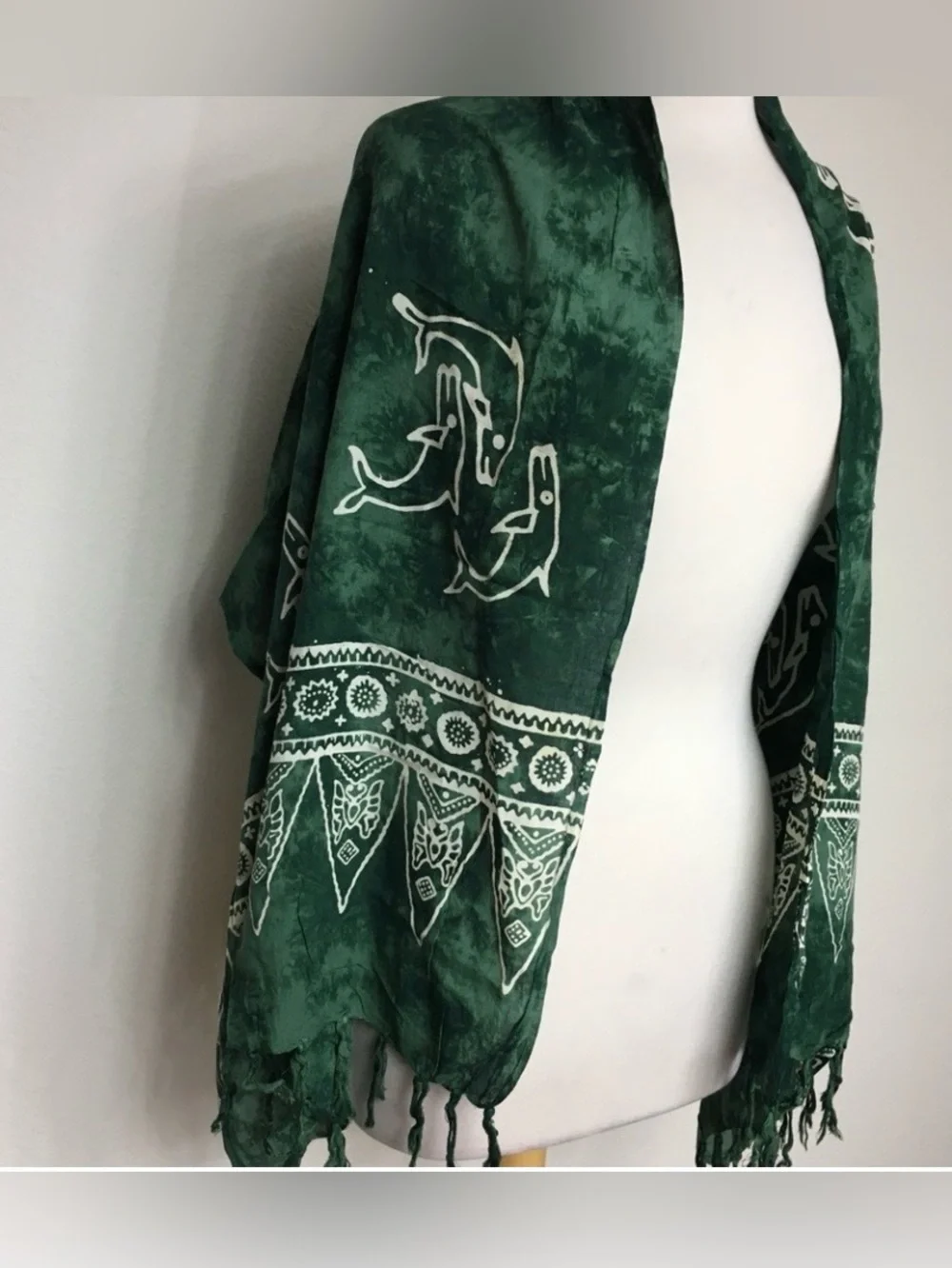 ISLA Girl Hawaii Green Tie Dye Dolphin Tribal Print Fringe Edge Long Scarf Boho